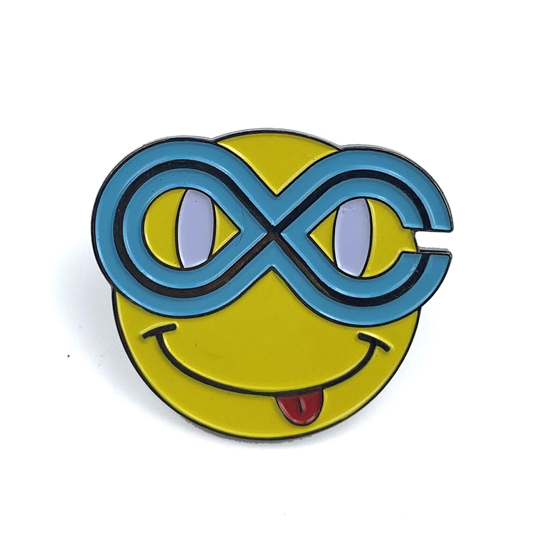 Valokuvaus Pehme&auml; sammakon emalipinta